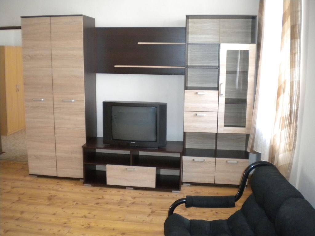 Restaurace Na Krizovatce Appartement Božanov Kamer foto